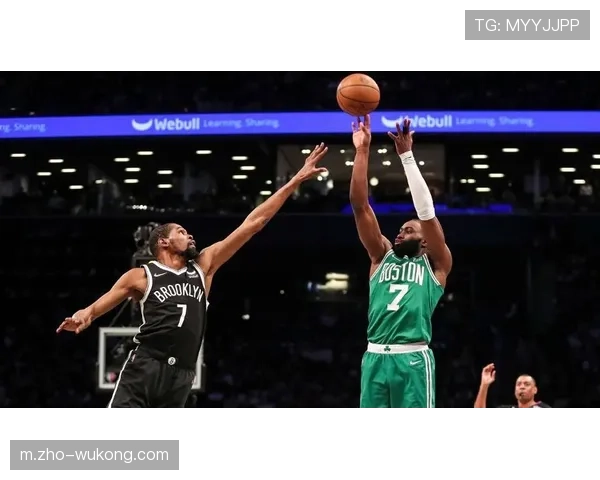 德里克·怀特接球三分命中率仅三成 绿军后场需提升投篮品质